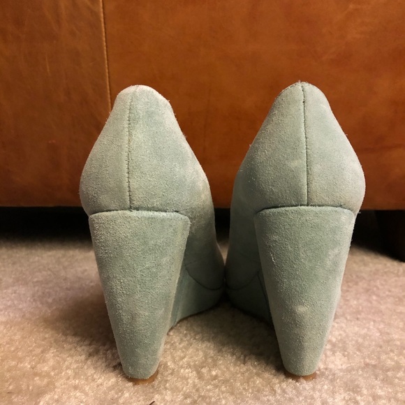 Suede wedge heel - Picture 4 of 6